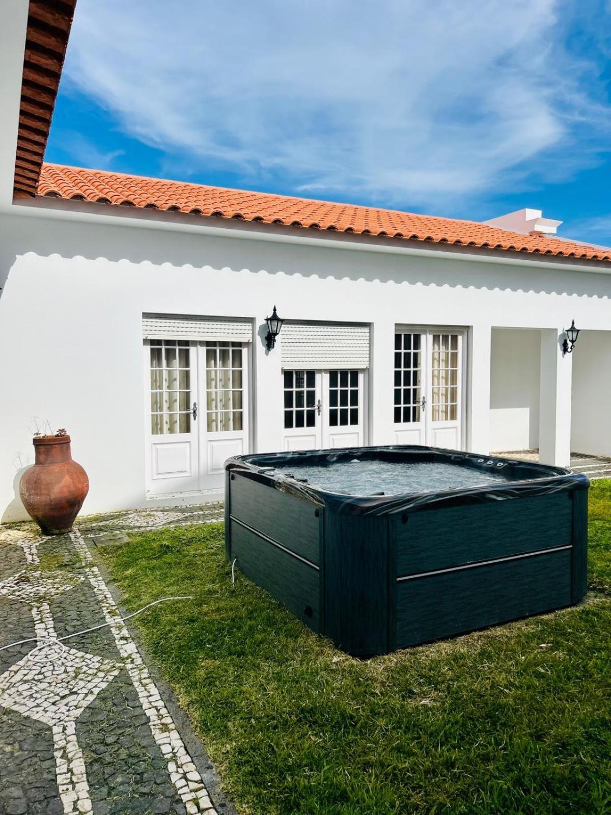 Chalet De La Croix Vila Franca do Campo Exterior photo